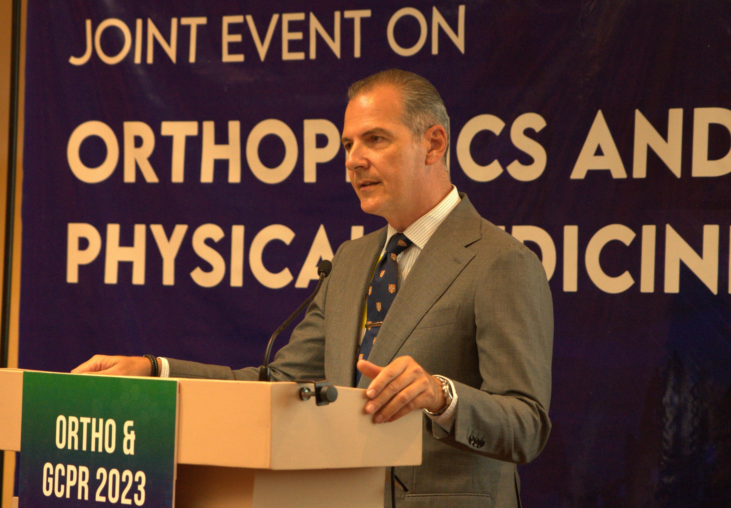 Watch online Dr Giotikas' lecture at the World Orthopaedic Conference 2023 in London